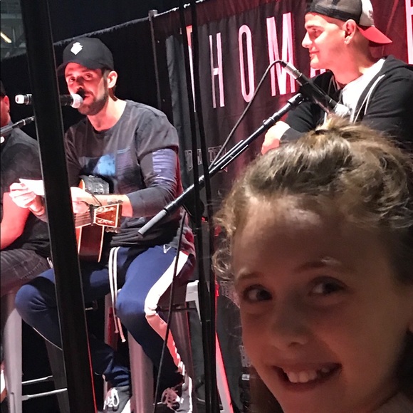 Meet your Posher, Taylor - Picture 1 of 1